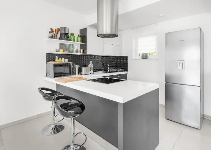 Πανσιόν Chic By Valizza