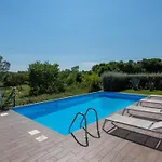Chic By Penzion 4*